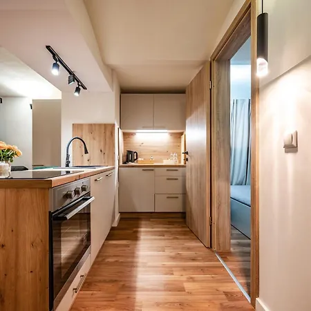 Urban Base Celje Apartman *