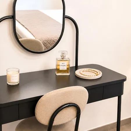 Urban Base Rooms & Apartments