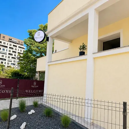 Apartment Urban Base Rooms & Apartments *