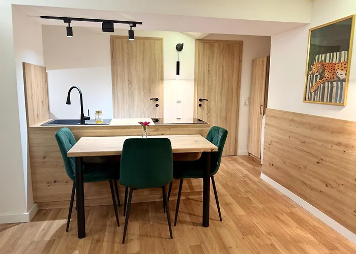 Urban Base With Free Parking & Terrace * Celje