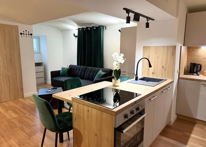 Urban Base With Free Parking & Terrace